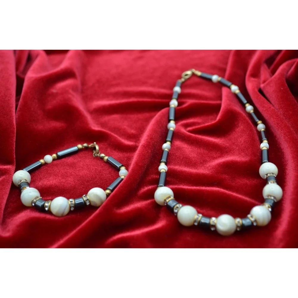 Vintage Trifari Style costume jewelry necklace and bracelet set